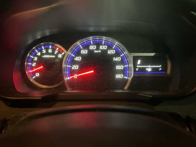 トヨタ ルーミー カスタムG 愛知県 2020(令2)年 4.9万km ブラックマイカメタリック ・禁煙車/・ワンオーナー/・純正ナビTV/　(NSCN-W68)/・Bluetooth/AUX/・バックカメラ/・ビルトインETC/・社外デジタルインナーミラー/・スマートアシスト３/・クルーズコントロール/・両側パワースライドドア/・前席シートヒーター/・アイドリングストップ/・コーナーセンサー/・ステアスイッチ/・プッシュスタート/・電動格納ミラーウインカー/・LEDオートライト/・フォグランプ/・横滑り防止装置/・ドアバイザー/・純正フロアマット/・新車保証書/取扱説明書/・スペアキー