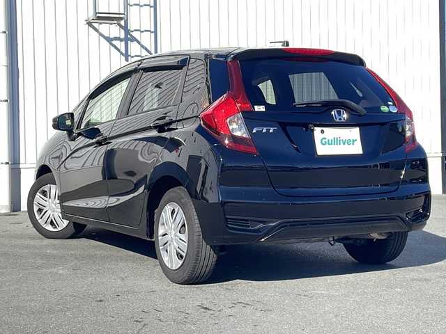 ホンダ フィット 13G Fパッケージ 三重県 2019(令1)年 3.6万km クリスタルブラックパール 社外ナビ/バックカメラ/レーダークルーズコントロール/レーンキープアシスト/社外ＥＴＣ/電動格納ミラー/横滑り防止装置/衝突被害軽減システム/盗難防止装置/ＵＳＢ入力/Bluetooth接続/CD/DVD再生/禁煙車