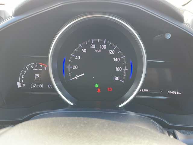 ホンダ フィット 13G Fパッケージ 三重県 2019(令1)年 3.6万km クリスタルブラックパール 社外ナビ/バックカメラ/レーダークルーズコントロール/レーンキープアシスト/社外ＥＴＣ/電動格納ミラー/横滑り防止装置/衝突被害軽減システム/盗難防止装置/ＵＳＢ入力/Bluetooth接続/CD/DVD再生/禁煙車