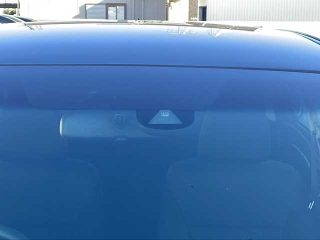 ホンダ フィット 13G Fパッケージ 三重県 2019(令1)年 3.6万km クリスタルブラックパール 社外ナビ/バックカメラ/レーダークルーズコントロール/レーンキープアシスト/社外ＥＴＣ/電動格納ミラー/横滑り防止装置/衝突被害軽減システム/盗難防止装置/ＵＳＢ入力/Bluetooth接続/CD/DVD再生/禁煙車