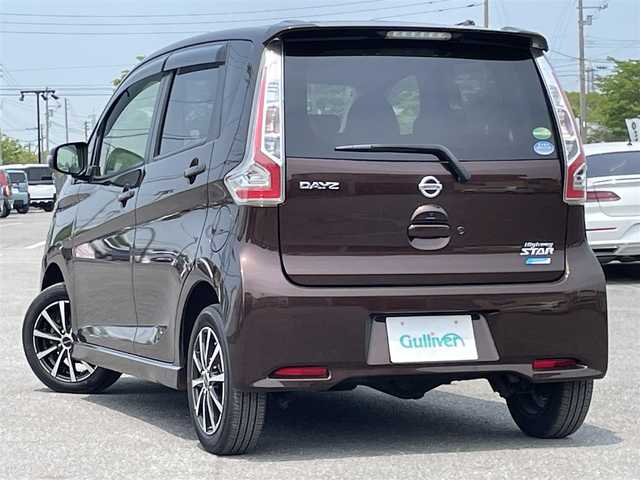 日産 デイズ ハイウェイスターX 道央・札幌 2015(平27)年 4万km モカブラウンP ４WD/純正ディーラーOPナビ/CD/DVD/BT/フルセグ/衝突被害軽減ブレーキ/横滑り防止装置/アラウンドビューモニター/ドライブレコーダー/アイドリングストップ/ECOMODE/D席シートヒーター/ステアリングリモコン/プッシュスタート/スマートキー/HIDヘッドライト/オートライト/フォグランプ/電動格納ミラー/ウィンカーミラー/純正フロアマット/ドアバイザー/純正エンジンスターター
