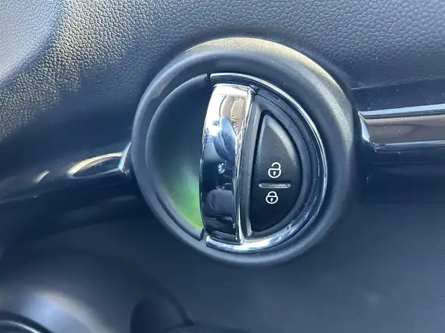 ＭＩＮＩ ミニ クーパー S 岡山県 2014(平26)年 7.5万km ボルカニックオレンジ 純正HDDナビ/AM、FM、Bluetooth、AUX、USB/ETC/スカッフプレート/フロントフォグ/リアフォグ/ELDINEシートカバー/アディショナルライト/ミラー一体型前後ドライブレコーダー
