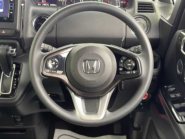 ホンダ Ｎ ＢＯＸ カスタム G L ホンダセンシング 三重県 2018(平30)年 1.9万km クリスタルブラックパール 禁煙車/純正SDナビ/・Bluetooth・フルセグ・CD/DVD・USB・SD/ホンダセンシング/衝突軽減ブレーキ/レーンキープアシスト/レーダークルーズコントロール/コーナーセンサー/ナビ連動ドラレコ/バックカメラ/片側パワースライドドア/ＬＥＤヘッドライト/ＬＥＤフォグ/ビルドインＥＴＣ/プッシュスタート/スペアキー
