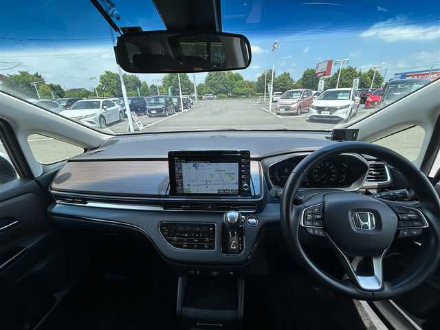 ホンダ オデッセイ ハイブリッド e:HEVアブソルート EX 栃木県 2021(令3)年 3.7万km プラチナホワイトパール ホンダセンシング/純正10インチナビ/フルセグTV/DVD/Bluetooth/HDMI/全方位カメラ/ビルトインETC2.0/ドライブレコーダー/両側パワースライドドア/ハーフレザーシート/シートヒーター/パワーシート/パワーバックドア/コーナーセンサー/AC100V/1500W電源/ブラインドスポットモニター