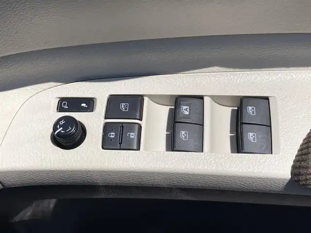 トヨタ シエンタ G 島根県 2016(平28)年 5.8万km ヴィンテージブラウンパールクリスタルシャイン ディーラーOP SDナビ(CD/BT/フルセグ)/Toyota Safety Sense/ ・プリクラッシュセーフティー/ ・レーンディパーチャーアラート/ ・オートハイビーム/両側パワースライドドア /オートライト/アイドリングストップ/ステアリングリモコン/電動格納ミラー/ミラーウィンカー /純正フロアマット/純正ドアバイザー/ハロゲンヘッドライト/保証書/スペアキー×1