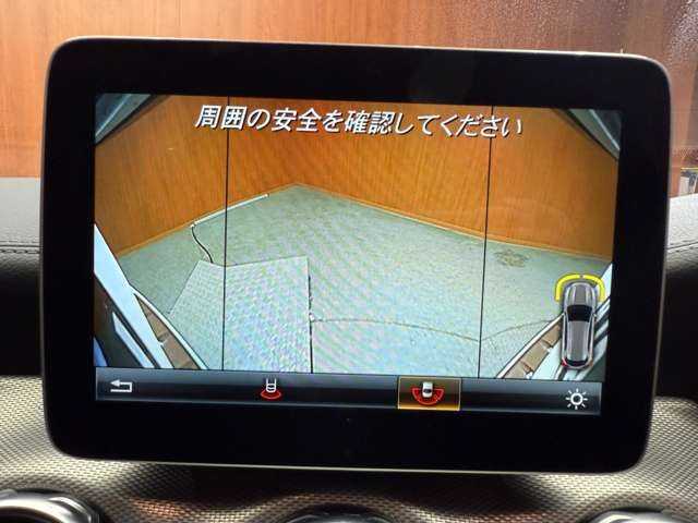 メルセデス・ベンツ ＧＬＡ２２０ 4マチック 千葉県 2017(平29)年 5万km カルサイトホワイト レザーＥＸＣ　/プレミアムＰＫＧ　/パノラマＳＲ　/純正ナビ　/バックカメラ　/ＡＣＣ　/ＢＳＭ　/黒革　/シートヒーター　/メモリーパワーシート　/ｈ／ｋサウンド　/電動リアゲート　/ＬＥＤヘッドライト　/アンビエントライト