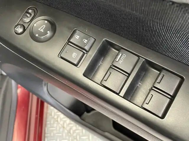 ホンダ Ｎ ＢＯＸ カスタム G ターボ Aパッケージ 栃木県 2014(平26)年 2.5万km プレミアムディープロッソパール ターボ/純正CDデッキ/(CD・AUX)/あんしんパッケージ/ ・衝突軽減システム/ ・サイド・カーテンエアバッグ/両側パワースライドドア/クルーズコントロール/パドルシフト/MTモード付AT/HIDヘッドライト/オートライト/革巻きステアリング/純正15インチアルミホイール/フロアマット/アイドリングストップ/スマートキー/取扱説明書/保証書