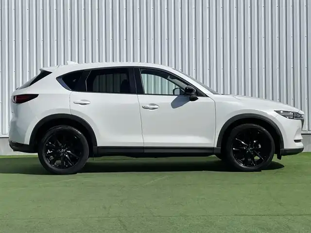 マツダ ＣＸ－５ XD ブラックトーンエディション 香川県 2020(令2)年 3万km スノーフレイクホワイトパールマイカ マツダコネクトナビ/全方位カメラ/パワーバックドア/運転席パワーシート/ブラインドスポットモニター/ヘッドアップディスプレイ/前席シートヒーター/革巻きステアリング/ステアリングヒーター/パドルシフト/純正１９インチＡＷ/ドライブレコーダー/ＥＴＣ/スマートキー/スペアキー