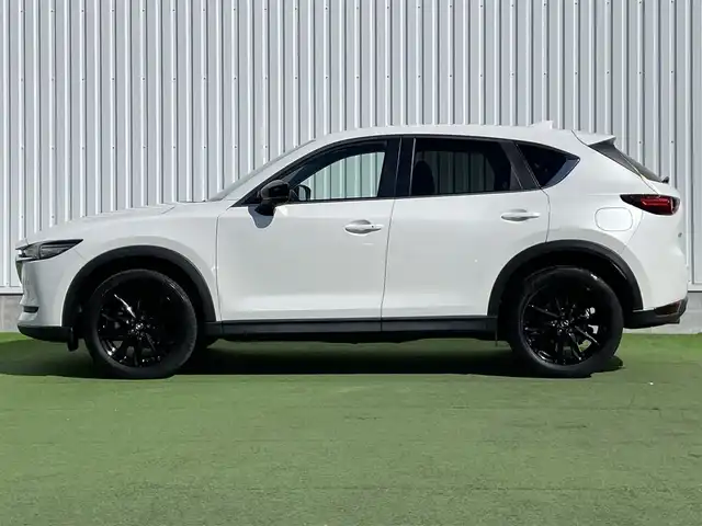 マツダ ＣＸ－５ XD ブラックトーンエディション 香川県 2020(令2)年 3万km スノーフレイクホワイトパールマイカ マツダコネクトナビ/全方位カメラ/パワーバックドア/運転席パワーシート/ブラインドスポットモニター/ヘッドアップディスプレイ/前席シートヒーター/革巻きステアリング/ステアリングヒーター/パドルシフト/純正１９インチＡＷ/ドライブレコーダー/ＥＴＣ/スマートキー/スペアキー