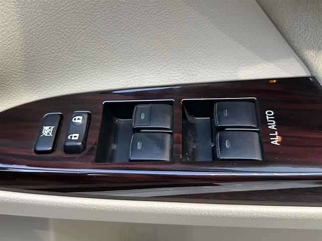 トヨタ マークＸ 250G リラックスセレクション 千葉県 2011(平23)年 2.4万km ホワイトパールクリスタルシャイン ワンオーナー/純正SDナビ/Bluetooth接続/全席パワーウインドウ/MTモード付６速/ドアバイザー/前後コーナーセンサー/ウインカー付きミラー/純正16インチAW/プッシュスタート