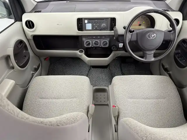 トヨタ パッソ X 愛知県 2010(平22)年 6.8万km キナコメタリック AM/FM/CD/横滑り防止装置/純正フロアマット/ドアバイザー/電動格納ミラー/AC/ETC/リモコンキー