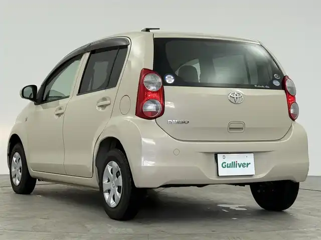 トヨタ パッソ X 愛知県 2010(平22)年 6.8万km キナコメタリック AM/FM/CD/横滑り防止装置/純正フロアマット/ドアバイザー/電動格納ミラー/AC/ETC/リモコンキー