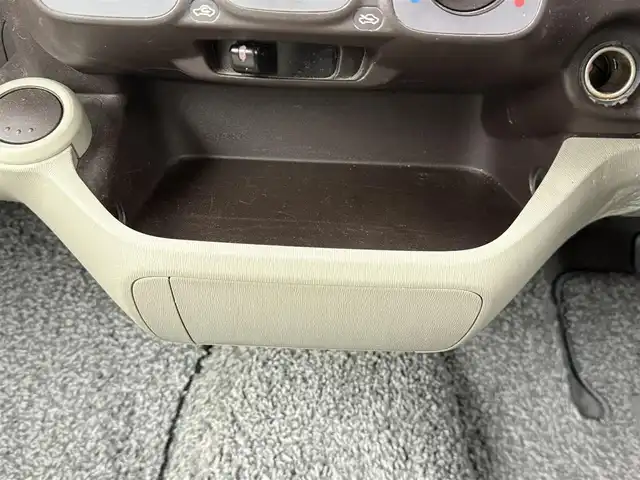 トヨタ パッソ X 愛知県 2010(平22)年 6.8万km キナコメタリック AM/FM/CD/横滑り防止装置/純正フロアマット/ドアバイザー/電動格納ミラー/AC/ETC/リモコンキー