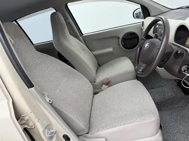 トヨタ パッソ X 愛知県 2010(平22)年 6.8万km キナコメタリック AM/FM/CD/横滑り防止装置/純正フロアマット/ドアバイザー/電動格納ミラー/AC/ETC/リモコンキー