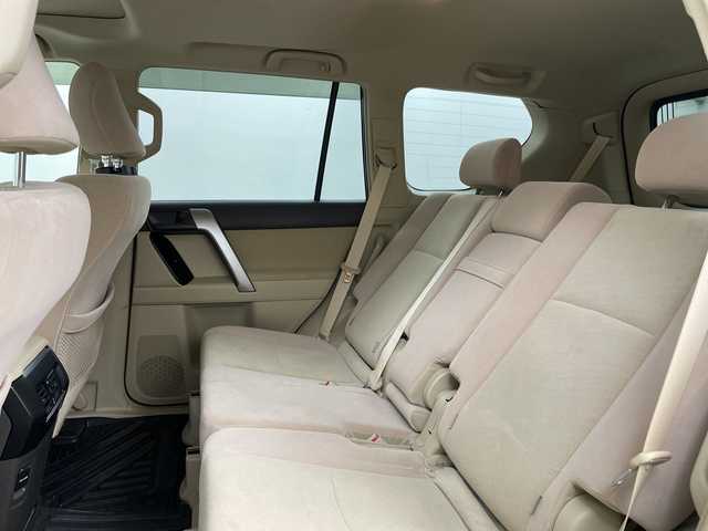 トヨタ ランドクルーザー プラド TX 道央・札幌 2022(令4)年 3.7万km ホワイトパールクリスタルシャイン ・４WD　/ ディーゼルターボ/・ムーンルーフ/7人乗り/・トヨタセーフティセンス/・プリクラッシュセーフティ/・レーダークルーズコントロール/・ケンウッド9インチ　ナビ/・DVD.CD.SD.BT.フルセグ/・HIDMI/バックカメラ」/・社外ドライブレコーダー/・ビルトインETC/・リア　ランゲージマット/・スマートキー