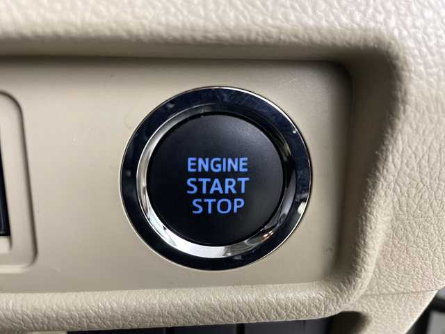 トヨタ ランドクルーザー プラド TX 道央・札幌 2022(令4)年 3.7万km ホワイトパールクリスタルシャイン ・４WD　/ ディーゼルターボ/・ムーンルーフ/7人乗り/・トヨタセーフティセンス/・プリクラッシュセーフティ/・レーダークルーズコントロール/・ケンウッド9インチ　ナビ/・DVD.CD.SD.BT.フルセグ/・HIDMI/バックカメラ」/・社外ドライブレコーダー/・ビルトインETC/・リア　ランゲージマット/・スマートキー