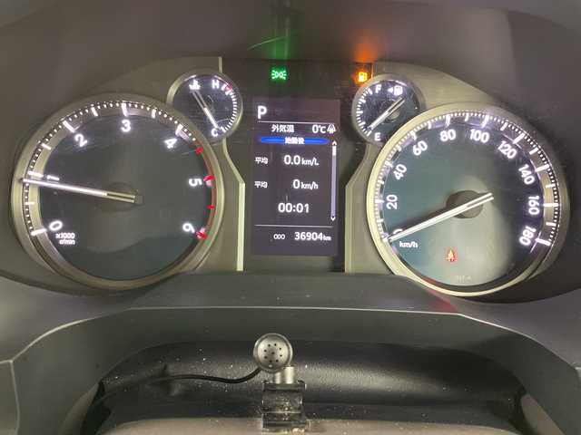 トヨタ ランドクルーザー プラド TX 道央・札幌 2022(令4)年 3.7万km ホワイトパールクリスタルシャイン ・４WD　/ ディーゼルターボ/・ムーンルーフ/7人乗り/・トヨタセーフティセンス/・プリクラッシュセーフティ/・レーダークルーズコントロール/・ケンウッド9インチ　ナビ/・DVD.CD.SD.BT.フルセグ/・HIDMI/バックカメラ」/・社外ドライブレコーダー/・ビルトインETC/・リア　ランゲージマット/・スマートキー