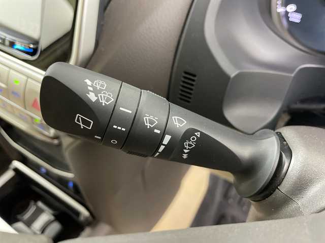 トヨタ ランドクルーザー プラド TX 道央・札幌 2022(令4)年 3.7万km ホワイトパールクリスタルシャイン ・４WD　/ ディーゼルターボ/・ムーンルーフ/7人乗り/・トヨタセーフティセンス/・プリクラッシュセーフティ/・レーダークルーズコントロール/・ケンウッド9インチ　ナビ/・DVD.CD.SD.BT.フルセグ/・HIDMI/バックカメラ」/・社外ドライブレコーダー/・ビルトインETC/・リア　ランゲージマット/・スマートキー