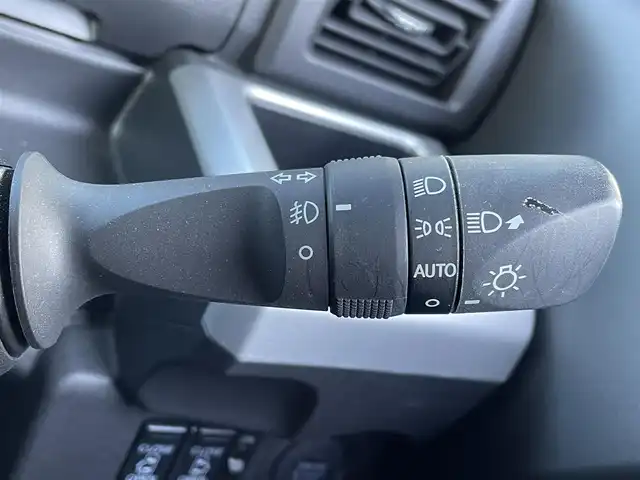 ダイハツ ウェイク G ターボ SA Ⅲ 兵庫県 2020(令2)年 3.5万km シャイニングホワイトパール 純正8インチナビ/両側パワースライドドア/Bluetooth接続/スマートアシスト/バックカメラ/革巻きステアリング/ステアリングリモコン/純正フロアマット/純正バイザー/オートライト/オートマチックハイビーム/スイッチスタート/CD/DVD/ETC/HDMI