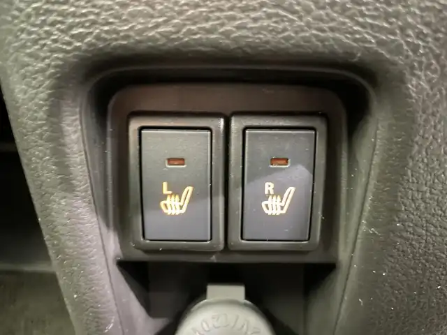 スズキ ハスラー HYBRID X ターボ 鹿児島県 2021(令3)年 4.9万km デニムブルー ガンメタリック 2トーン デュアルカメラブレーキサポート/誤発進抑制機能/車線逸脱警報機能/先行車発進お知らせ機能/アダプティブクルーズコントロール　/標識認識機能/ハイビームアシスト/シートヒーター/後席テーブル　/LEDヘッドライト/フロントフォグランプ　/純正アルミホイール　/純正フロアマット/パドルシフト　/スマートキー/ドアバイザー/電格ミラー