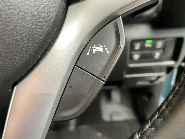 スズキ ハスラー HYBRID X ターボ 鹿児島県 2021(令3)年 4.9万km デニムブルー ガンメタリック 2トーン デュアルカメラブレーキサポート/誤発進抑制機能/車線逸脱警報機能/先行車発進お知らせ機能/アダプティブクルーズコントロール　/標識認識機能/ハイビームアシスト/シートヒーター/後席テーブル　/LEDヘッドライト/フロントフォグランプ　/純正アルミホイール　/純正フロアマット/パドルシフト　/スマートキー/ドアバイザー/電格ミラー