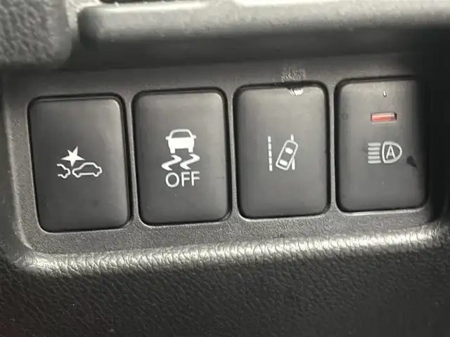 日産 デイズ ルークス ハイウェイスター Xターボ 熊本県 2019(平31)年 5.4万km ブラック 純正ナビ/・AM/FM/CD/DVD/BT/USB/・フルセグTV/アラウンドビューモニター/エマージェンシーブレーキ/踏み間違い防止/車線逸脱防止/オートマチックハイビーム/コーナーセンサー/横滑り防止装置/LEDヘッドライト/ドライブレコーダー/片側電動スライドドア/アイドリングストップ/純正フロアマット/ETC/純正アルミホイール/革巻きステアリング/ステアリングスイッチ/電動格納ミラー/ウインカーミラー/後席ロールサンシェード