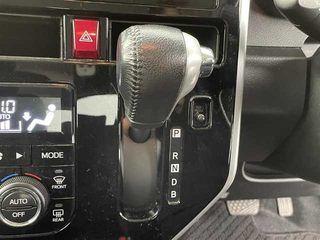 トヨタ ルーミー カスタムG－T 群馬県 2018(平30)年 7万km パールホワイトⅢ 純正７インチナビ　バックカメラ　両側パワースライドドア　クルーズコントロール　ＬＥＤライト　純正１５インチＡＷ　ステアリングリモコン　コーナーセンサー　スマートキー　スペアキー　ＥＴＣ　禁煙車