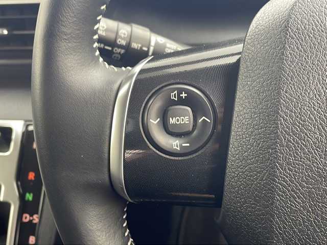 トヨタ シエンタ ファンベースG 栃木県 2021(令3)年 1.1万km センシュアルレッドマイカ 純正SDナビ/　Bluetooth/ワンセグTV/CD/SD/FM/AM/トヨタセーフティセンス/　プリクラッシュセーフティ/　レーンディパーチャーアラート/　オートハイビーム/バックカメラ/ビルトインETC/前後ドライブレコーダー/LEDヘッドライト/フォグランプ/ドアバイザー/純正フロアマット/スマートキー×1本/Wエアバッグ