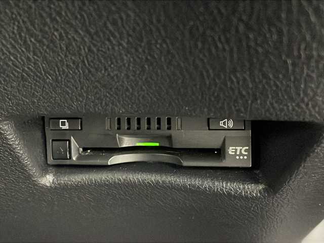 トヨタ シエンタ ファンベースG 栃木県 2021(令3)年 1.1万km センシュアルレッドマイカ 純正SDナビ/　Bluetooth/ワンセグTV/CD/SD/FM/AM/トヨタセーフティセンス/　プリクラッシュセーフティ/　レーンディパーチャーアラート/　オートハイビーム/バックカメラ/ビルトインETC/前後ドライブレコーダー/LEDヘッドライト/フォグランプ/ドアバイザー/純正フロアマット/スマートキー×1本/Wエアバッグ