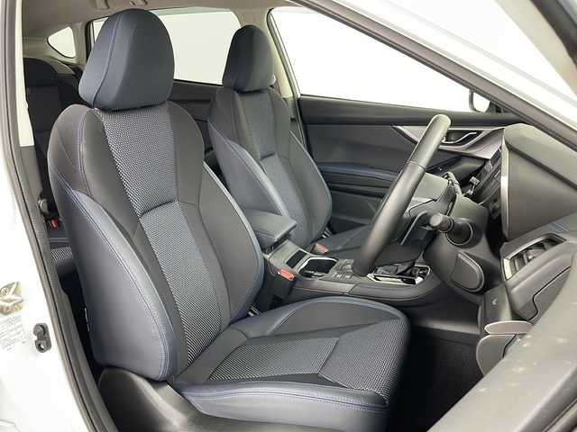 スバル ＸＶ ハイブリッド アドバンス 道央・札幌 2021(令3)年 2.4万km クリスタルホワイトP ・4WD/・純正ナビ/CD/DVD/BT/ブルーレイ/HDMI/フルセグ/USB/・バックカメラ/・アイサイトver3/・衝突軽減ブレーキ/・オートクルーズコントロール/・アクティブレーンキープアシスト/・誤発進抑制機能/・ふらつき警報/・先行車発進お知らせ/・後退時ブレーキアシスト/・ブラインドスポットモニター/・パドルシフト/・X-MODE/・前席パワーシート/・運転席メモリーシート/・ステアリングリモコン/・オートブレーキホールド/・純正フロアマット/・ドアバイザー/・LEDヘッドライト/・フォグランプ/・リアフォグランプ/・ETC/・スマートキー/・スペアキー/・純正18インチAW