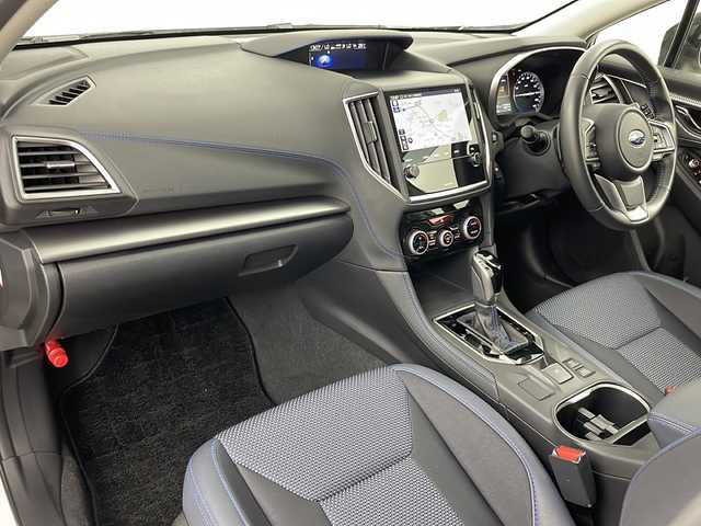 スバル ＸＶ ハイブリッド アドバンス 道央・札幌 2021(令3)年 2.4万km クリスタルホワイトP ・4WD/・純正ナビ/CD/DVD/BT/ブルーレイ/HDMI/フルセグ/USB/・バックカメラ/・アイサイトver3/・衝突軽減ブレーキ/・オートクルーズコントロール/・アクティブレーンキープアシスト/・誤発進抑制機能/・ふらつき警報/・先行車発進お知らせ/・後退時ブレーキアシスト/・ブラインドスポットモニター/・パドルシフト/・X-MODE/・前席パワーシート/・運転席メモリーシート/・ステアリングリモコン/・オートブレーキホールド/・純正フロアマット/・ドアバイザー/・LEDヘッドライト/・フォグランプ/・リアフォグランプ/・ETC/・スマートキー/・スペアキー/・純正18インチAW