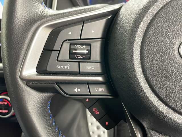 スバル ＸＶ ハイブリッド アドバンス 道央・札幌 2021(令3)年 2.4万km クリスタルホワイトP ・4WD/・純正ナビ/CD/DVD/BT/ブルーレイ/HDMI/フルセグ/USB/・バックカメラ/・アイサイトver3/・衝突軽減ブレーキ/・オートクルーズコントロール/・アクティブレーンキープアシスト/・誤発進抑制機能/・ふらつき警報/・先行車発進お知らせ/・後退時ブレーキアシスト/・ブラインドスポットモニター/・パドルシフト/・X-MODE/・前席パワーシート/・運転席メモリーシート/・ステアリングリモコン/・オートブレーキホールド/・純正フロアマット/・ドアバイザー/・LEDヘッドライト/・フォグランプ/・リアフォグランプ/・ETC/・スマートキー/・スペアキー/・純正18インチAW