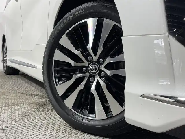 トヨタ ヴェルファイア Z Gエディション 大阪府 2020(令2)年 2万km ホワイトパールクリスタルシャイン モデリスタエアロ　デジタルインナーミラー　後席モニター　全方位カメラ　レザーシート　レーダークルコン　ＪＢＬサウンド　パワーシート　ＥＴＣ　ドラレコ　シートヒーター　シートエアコン　パークアシスト