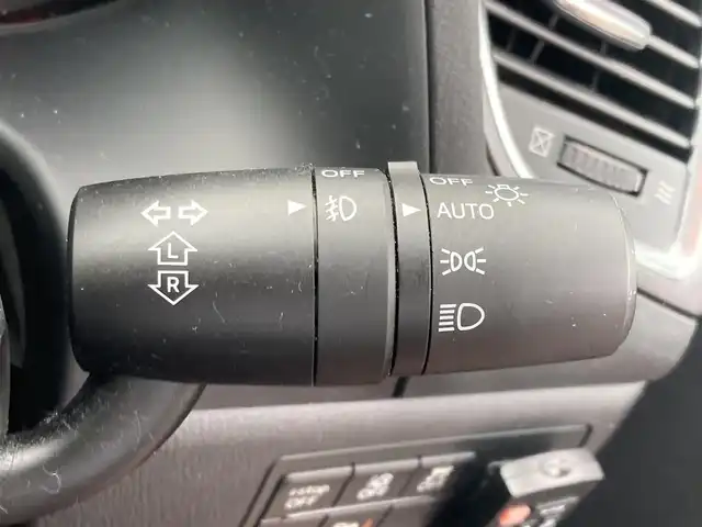 マツダ アクセラ スポーツ 15XD Lパッケージ 島根県 2016(平28)年 10.9万km ソウルレッドプレミアムメタリック ワンオーナー /メーカーOP SDナビ(CD/DVD/BT/フルセグ)/スマートシティーブレーキサポート/レーンキープアシスト/交通標識認識システム/ブラインドスポットモニタリングシステム/レーダークルーズコントロール/ヘッドアップディスプレイ/BOSEサウンド/前席シートヒーター /運転席パワーシート/運転席シートメモリー/ステアリングヒーター/ETC/オートライト/パドルシフト/社外AW付き冬タイヤ積み込み/取扱説明書/保証書