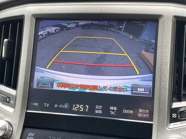 トヨタ クラウン ハイブリッド ロイヤルサルーン 茨城県 2016(平28)年 12万km シルバーM 純正ナビ　/-TV/BT/AM/FM/AUX/ＥＴＣ２．０　/ドライブレコーダー　/クルーズコントロール　/バックカメラ　/D席N席パワーシート　/ＬＥＤライト　/オールオートパワーウィンドウ　/コーナーセンサー前後　/オートマチックハイビーム　/オートライト/プッシュスタート/スペアキー1本/純正16インチアルミホイール