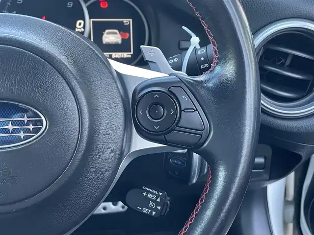 スバル ＢＲＺ S 佐賀県 2016(平28)年 6.4万km クリスタルホワイトP 純正SDナビ/・バックカメラ/・フルセグTV/BT/CD/DVD/クルーズコントロール/リアスポイラー/純正17インチAW/ハーフレザーシート/シートヒーター/LEDヘッドライト/オートライト/MTモード付AT/パドルシフト/プッシュスタート/スペアキー×１/取扱説明書/保証書