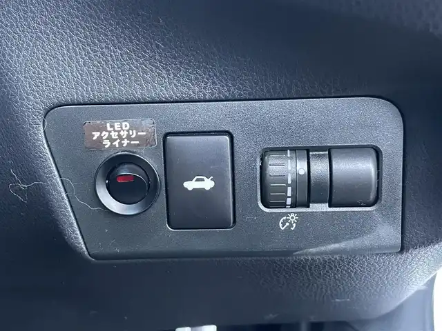 スバル ＢＲＺ S 佐賀県 2016(平28)年 6.4万km クリスタルホワイトP 純正SDナビ/・バックカメラ/・フルセグTV/BT/CD/DVD/クルーズコントロール/リアスポイラー/純正17インチAW/ハーフレザーシート/シートヒーター/LEDヘッドライト/オートライト/MTモード付AT/パドルシフト/プッシュスタート/スペアキー×１/取扱説明書/保証書