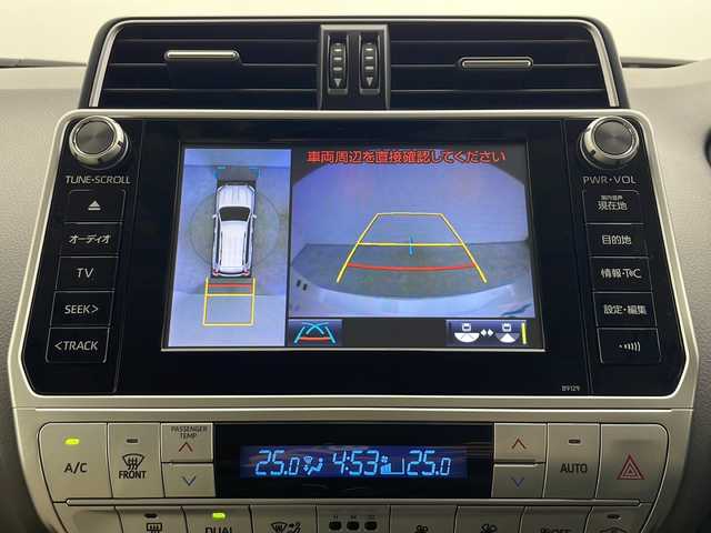 トヨタ ランドクルーザー プラド TX Lパッケージ 秋田県 2018(平30)年 2.8万km ホワイトパールクリスタルシャイン ４WD/純正ナビ【AM/FM/BT/CD/DVD】 /バックカメラ /フルセグTV/ETC2.0/ フロントモデリスタエアロ /サンルーフ /前席パワーシート /衝突被害軽減システム /フロントワイパーデアイサー /横滑り防止装置 /レーンキープアシスト/ヒルディセントコントロール/ダウンヒルアシストコントロール/スマートキー /プッシュスタート/オートエアコン/クリアランスソナー/クルーズコントロール/オートライト/ステアリングリモコン/電格ミラー/革巻きステアリング/ウィンカーミラー/純正フロアマット/ルーフレール/コーナーセンサー/フォグライト/保証書/取り扱い説明書