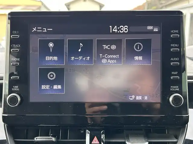 トヨタ カローラツーリング ハイブリッド ダブルバイビー 島根県 2021(令3)年 7万km ホワイトパールクリスタルシャイン 登録時走行距離　69594km/純正ナビ/Bluetooth/バックカメラ/レーダークルーズコントロール/電動パーキング/電動格納ミラー/コーナーセンサー/オートハイビーム/シートヒーター（DN席）/ステアリングヒーター/ステアリングスイッチ/スマートキー/スペアキー/レーントレーシングアシスト/プリクラッシュセーフティシステム/パーキングサポートブレーキ/ロードサインアシスト/純正フロアマット/ビルドインETC2.0/ドライブレコーダー前後/純正アルミ１７インチ