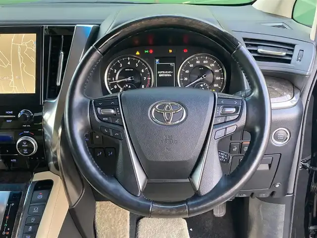 トヨタ アルファード エグゼクティブ ラウンジ S 香川県 2021(令3)年 3.9万km ブラック トヨタセーフティーセンス/・プリクラッシュセーフティー/・レーントレーシングアシスト/純正10.5型ナビ/純正フリップダウン/パノラミックビューモニター/ツインムーンルーフ/ベージュレザーシート/全席パワーシート/全席シートヒーター/全席ベンチレーション/ウッドコンビステアリング/ステアリングヒーター/ステアリングリモコン/レーダークルーズコントロール/パワーバックドア/BSM/LEDライト/LEDフォグライト/スマートキー/プッシュスタート