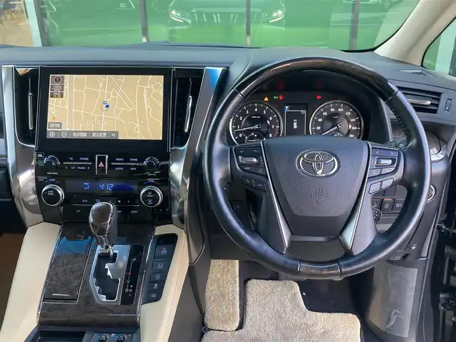 トヨタ アルファード エグゼクティブ ラウンジ S 香川県 2021(令3)年 3.9万km ブラック トヨタセーフティーセンス/・プリクラッシュセーフティー/・レーントレーシングアシスト/純正10.5型ナビ/純正フリップダウン/パノラミックビューモニター/ツインムーンルーフ/ベージュレザーシート/全席パワーシート/全席シートヒーター/全席ベンチレーション/ウッドコンビステアリング/ステアリングヒーター/ステアリングリモコン/レーダークルーズコントロール/パワーバックドア/BSM/LEDライト/LEDフォグライト/スマートキー/プッシュスタート