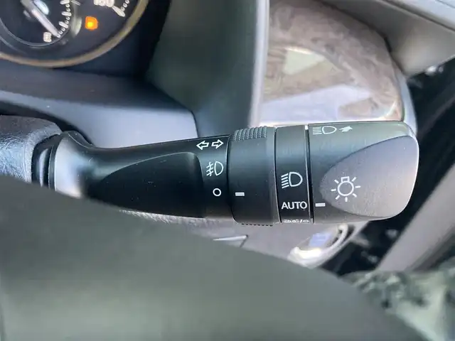 トヨタ アルファード エグゼクティブ ラウンジ S 香川県 2021(令3)年 3.9万km ブラック トヨタセーフティーセンス/・プリクラッシュセーフティー/・レーントレーシングアシスト/純正10.5型ナビ/純正フリップダウン/パノラミックビューモニター/ツインムーンルーフ/ベージュレザーシート/全席パワーシート/全席シートヒーター/全席ベンチレーション/ウッドコンビステアリング/ステアリングヒーター/ステアリングリモコン/レーダークルーズコントロール/パワーバックドア/BSM/LEDライト/LEDフォグライト/スマートキー/プッシュスタート