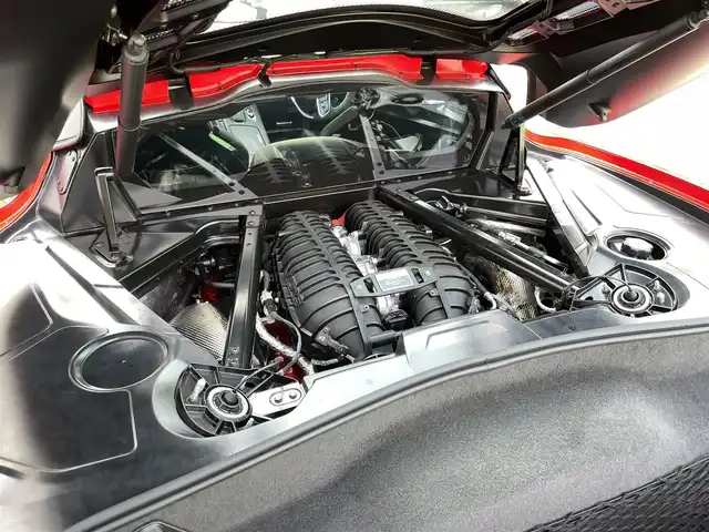 シボレー シボレー コルベット Z06 千葉県 2024(令6)年 0.3万km 赤 ワンオーナー/タルガトップ/トーチレッド/日本160台限定/フロントリフトハイトアジャスター/AppleCarPlay/AndroidAuto/Blue Tooth/クルコン/BSM/ヘッドアップディスプレイ/ステアリングヒーター/シートヒーター/エアシート/ETC/レーダー探知機/ドライブレコーダー/取説/保証書/スペアキー