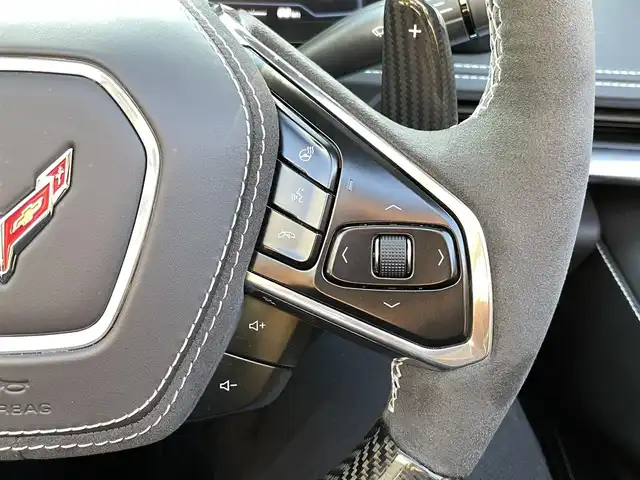 シボレー シボレー コルベット Z06 千葉県 2024(令6)年 0.3万km 赤 ワンオーナー/タルガトップ/トーチレッド/日本160台限定/フロントリフトハイトアジャスター/AppleCarPlay/AndroidAuto/Blue Tooth/クルコン/BSM/ヘッドアップディスプレイ/ステアリングヒーター/シートヒーター/エアシート/ETC/レーダー探知機/ドライブレコーダー/取説/保証書/スペアキー