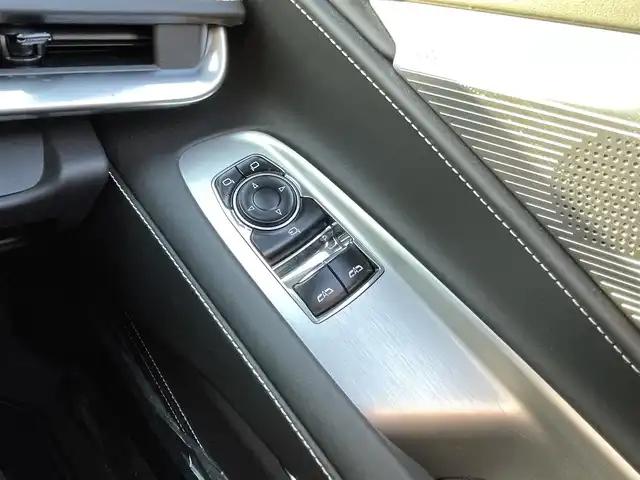 シボレー シボレー コルベット Z06 千葉県 2024(令6)年 0.3万km 赤 ワンオーナー/タルガトップ/トーチレッド/日本160台限定/フロントリフトハイトアジャスター/AppleCarPlay/AndroidAuto/Blue Tooth/クルコン/BSM/ヘッドアップディスプレイ/ステアリングヒーター/シートヒーター/エアシート/ETC/レーダー探知機/ドライブレコーダー/取説/保証書/スペアキー