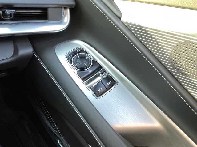 シボレー シボレー コルベット Z06 千葉県 2024(令6)年 0.3万km 赤 ワンオーナー/タルガトップ/トーチレッド/日本160台限定/フロントリフトハイトアジャスター/AppleCarPlay/AndroidAuto/Blue Tooth/クルコン/BSM/ヘッドアップディスプレイ/ステアリングヒーター/シートヒーター/エアシート/ETC/レーダー探知機/ドライブレコーダー/取説/保証書/スペアキー