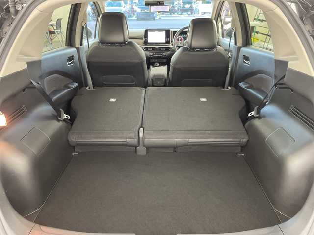 日産 オーラ G レザーエディション 岐阜県 2023(令5)年 2.3万km 黒 純正ナビ（MOP）/・フルセグ/・Bluetooth/プロパイロット/アラウンドビューモニター/ブラインドスポットモニター/前席シートヒーター/ステアリングヒーター/デジタルインナーミラー/置くだけ充電/LEDライト/オートハイビーム/スマートキー/プッシュスタート