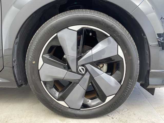 日産 オーラ G レザーエディション 岐阜県 2023(令5)年 2.3万km 黒 純正ナビ（MOP）/・フルセグ/・Bluetooth/プロパイロット/アラウンドビューモニター/ブラインドスポットモニター/前席シートヒーター/ステアリングヒーター/デジタルインナーミラー/置くだけ充電/LEDライト/オートハイビーム/スマートキー/プッシュスタート