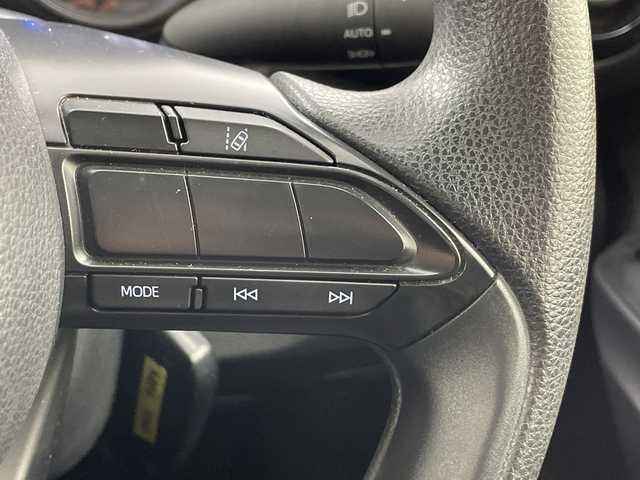 トヨタ ヤリス G 福島県 2022(令4)年 2.6万km ホワイトパールクリスタルシャイン /禁煙車//純正ディスプレイオーディオ/ナビ付・BT・USB・スマホ連動//クリアランスソナー//ドライブレコーダー//オートハイビーム//バックカメラ//ＥＴＣ//オートライト//カーテンエアバッグ//トヨタセーフティセンス//スマートキー//取扱説明書