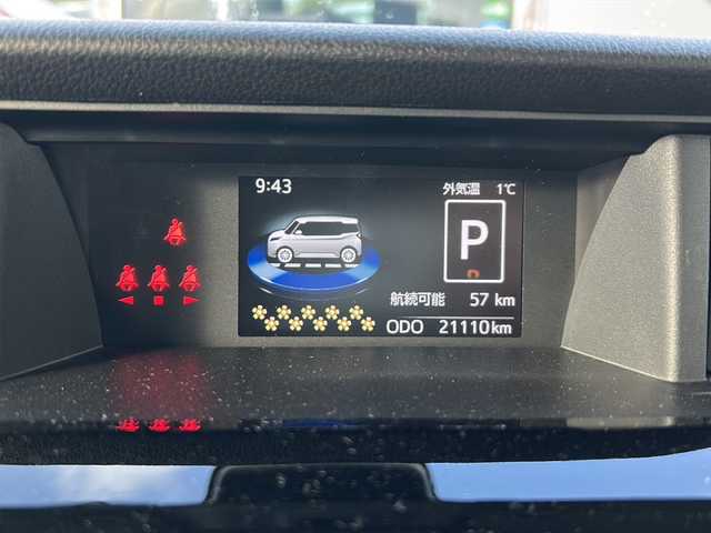 トヨタ ルーミー カスタムG 青森県 2021(令3)年 2.2万km パールホワイトⅢ ・4WD/・社外ナビ/・フルセグ/・CD/DVD/Bluetooth/・バックカメラ/・前後ドライブレコーダー/・衝突被害軽減ブレーキ/・レーンキープアシスト/・レーダークルーズコントロール/・オートマチックハイビーム/・オートライト/・LEDヘッドライト/・LEDフォグランプ/・両側パワースライドドア/・ETC/・コーナーセンサー/・横滑り防止装置/・純正フロアマット/・純正AW14インチ/・スマートキー